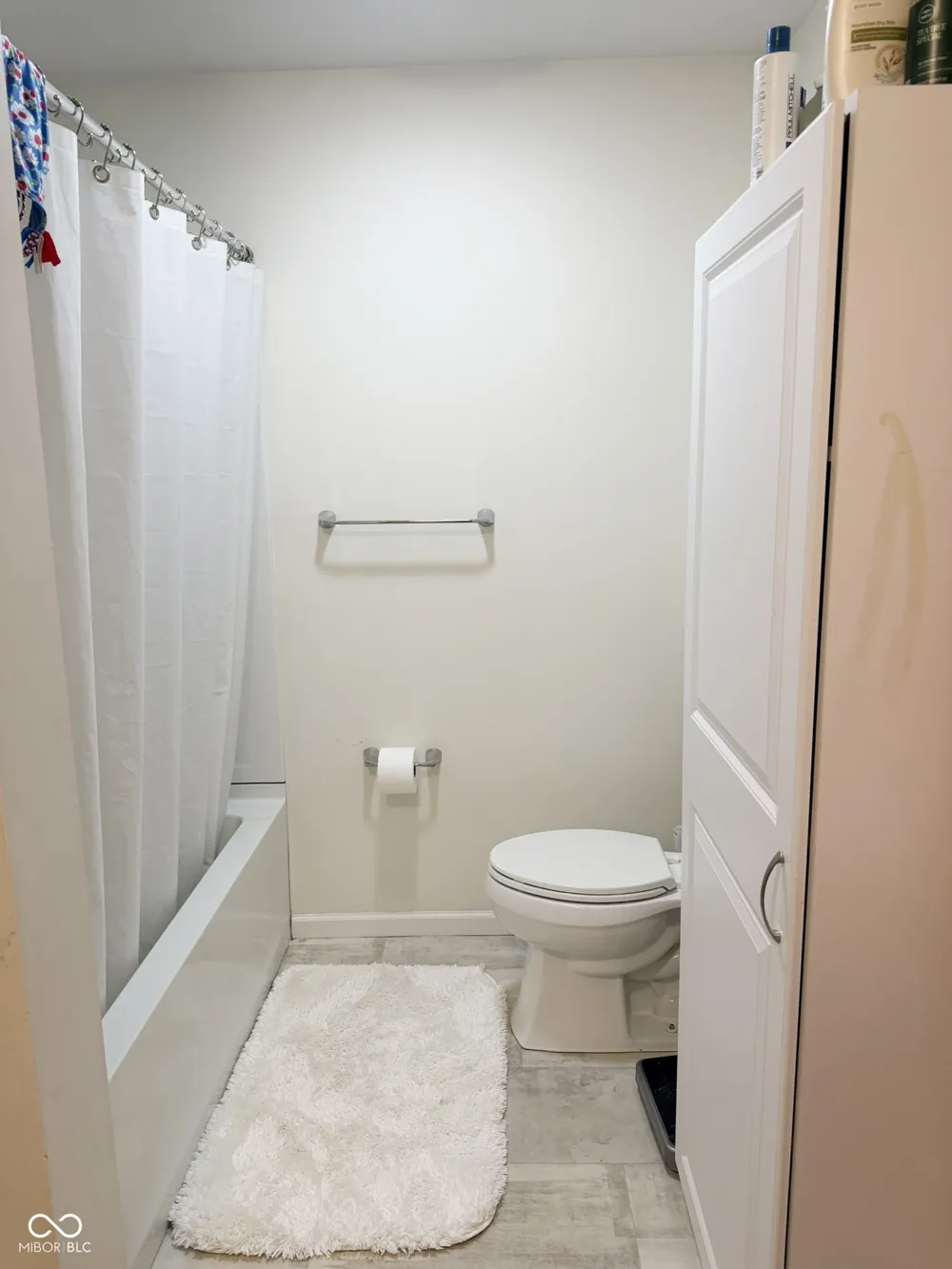 2370 S Oak Drive Rockville, IN 47872