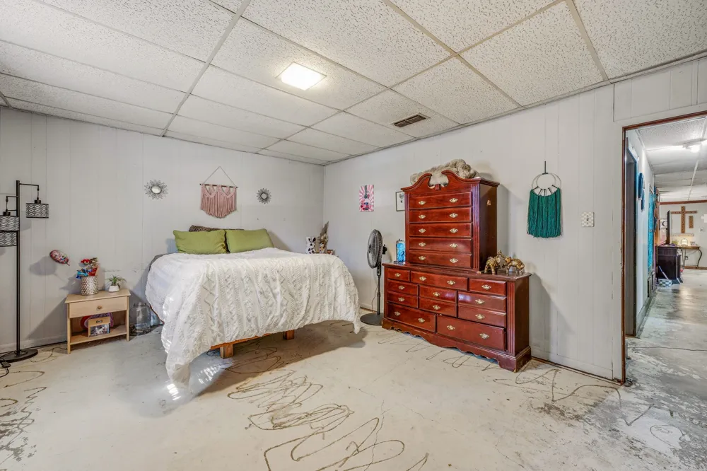 609 E Labadie Avenue De Leon, TX 76444