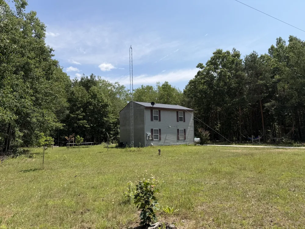 7936 S Rountuit Lane Howard City, MI 49329