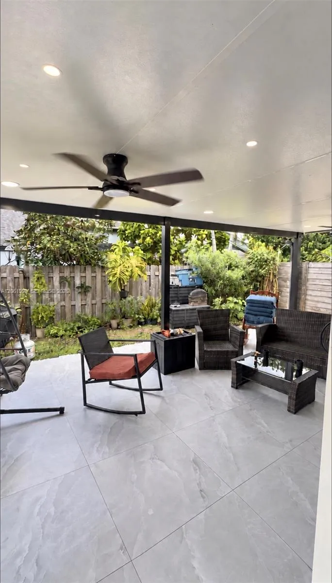 19324 SW 120th Ave Miami, FL 33177