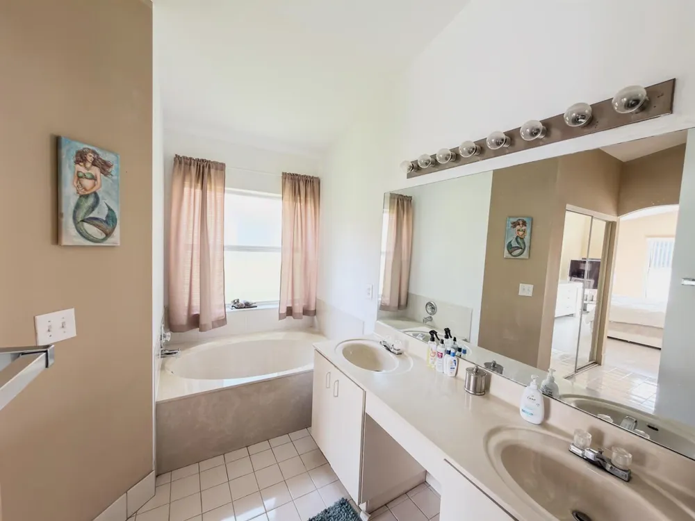 775 NW 165th Avenue Pembroke Pines, FL 33028