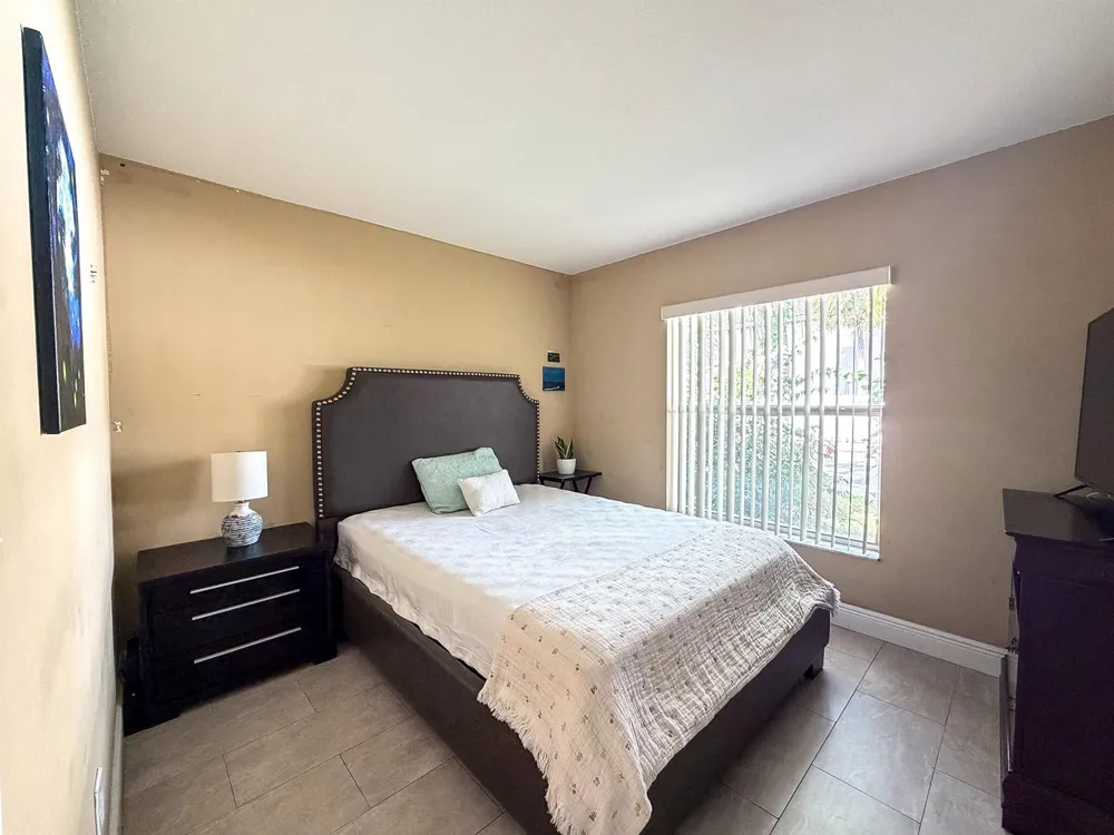 775 NW 165th Avenue Pembroke Pines, FL 33028