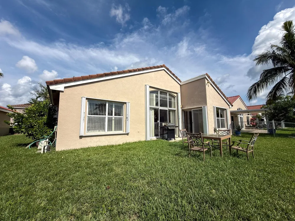 775 NW 165th Avenue Pembroke Pines, FL 33028