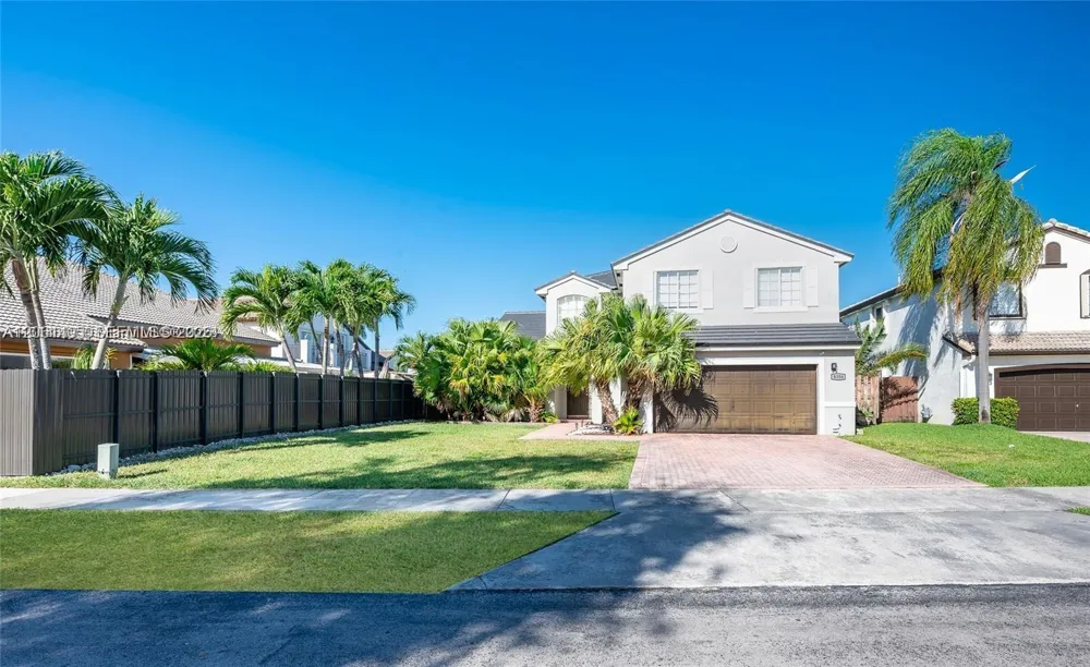 8356 SW 158th Ave Miami, FL 33193