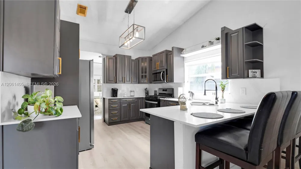 8356 SW 158th Ave Miami, FL 33193