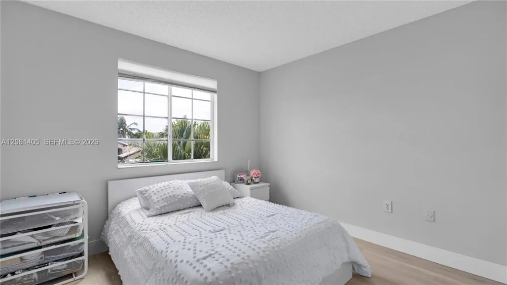 8356 SW 158th Ave Miami, FL 33193
