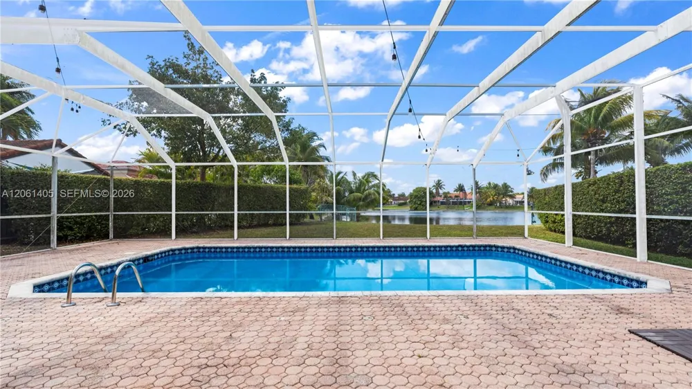 8356 SW 158th Ave Miami, FL 33193