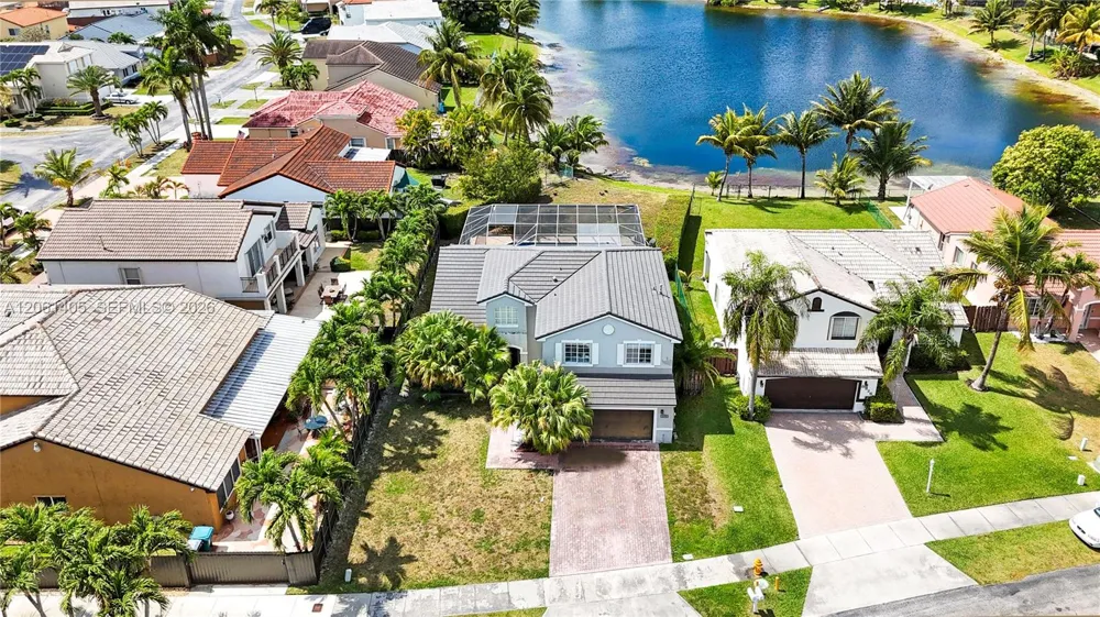 8356 SW 158th Ave Miami, FL 33193