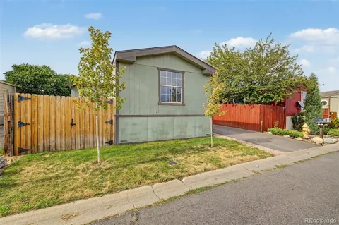 5093 E 96th Place