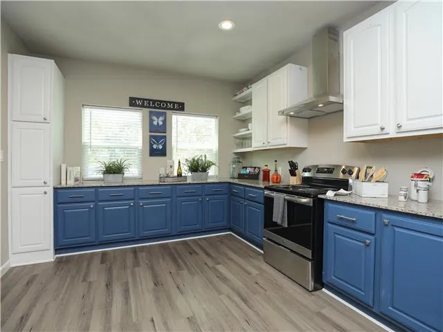 707 Garrett Street #B Pasadena, TX 77506
