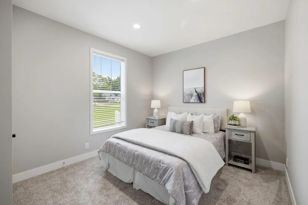 407 Sherwood Avenue Three Oaks, MI 49128