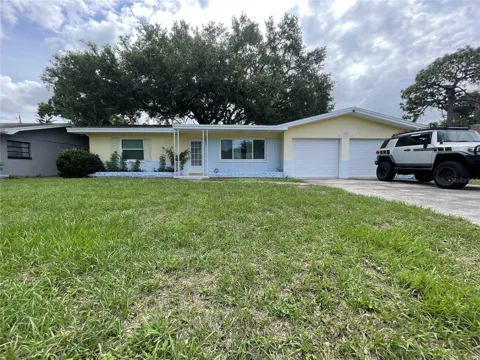 635 DEVILLE DRIVE E