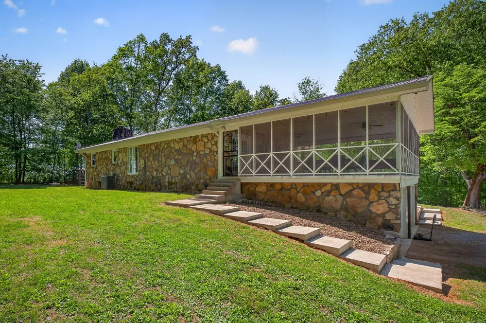 214 Boyd Creek Rd Sparta, TN 38583