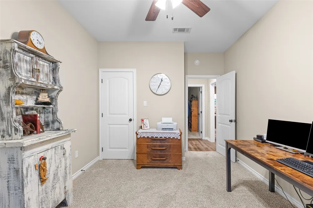 123 Oak Street Emory, TX 75440