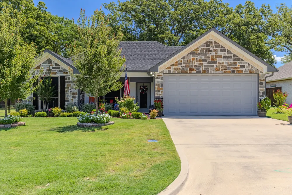 123 Oak Street Emory, TX 75440