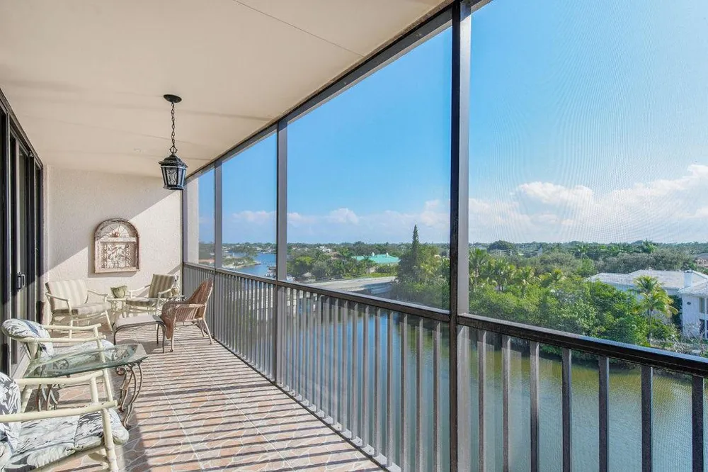 11370 Twelve Oaks Way #614 North Palm Beach, FL 33408