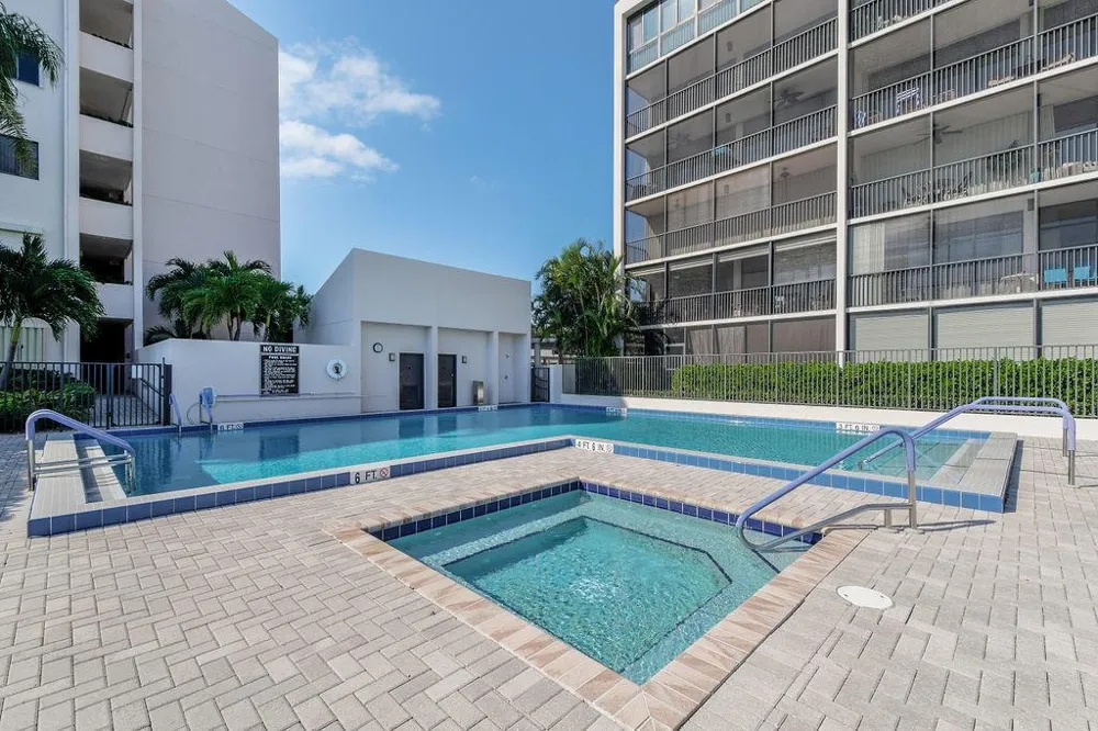 11370 Twelve Oaks Way #614 North Palm Beach, FL 33408