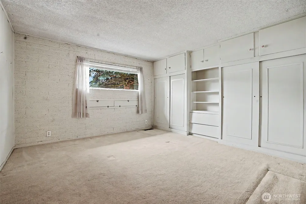 415 R STREET NE Auburn, WA 98002