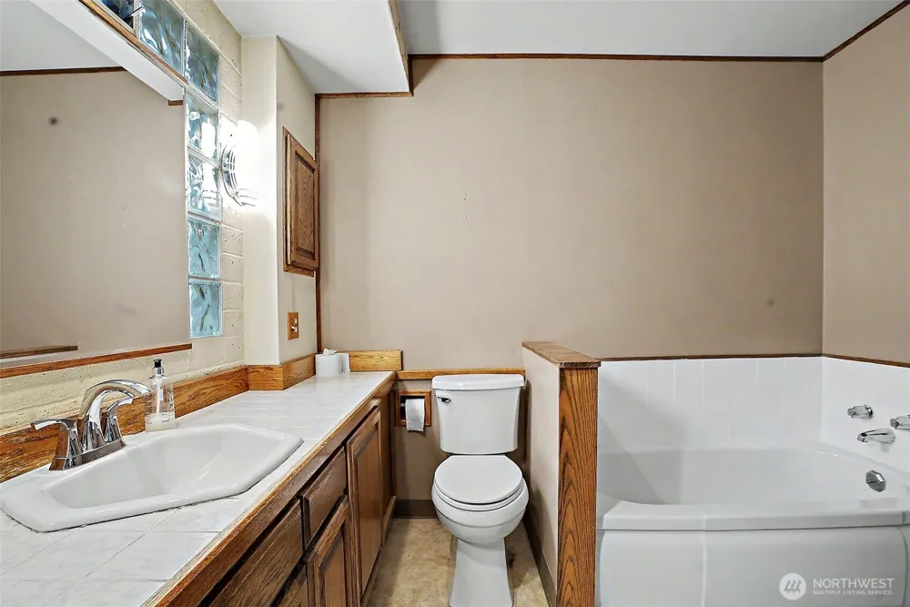 415 R STREET NE Auburn, WA 98002
