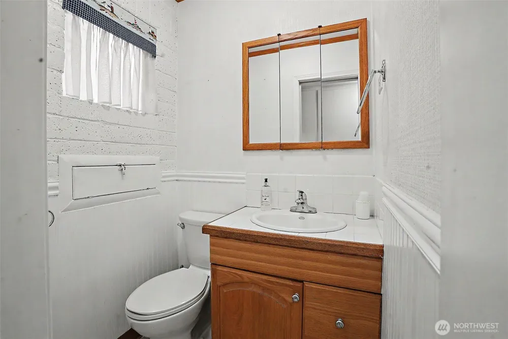 415 R STREET NE Auburn, WA 98002
