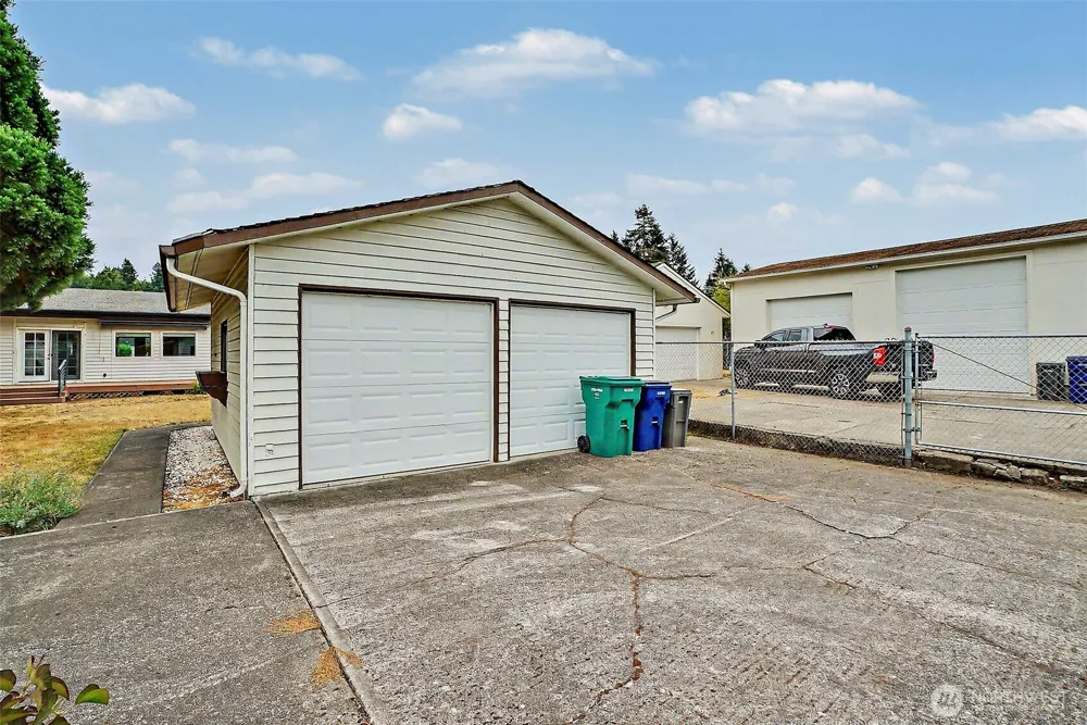 415 R STREET NE Auburn, WA 98002