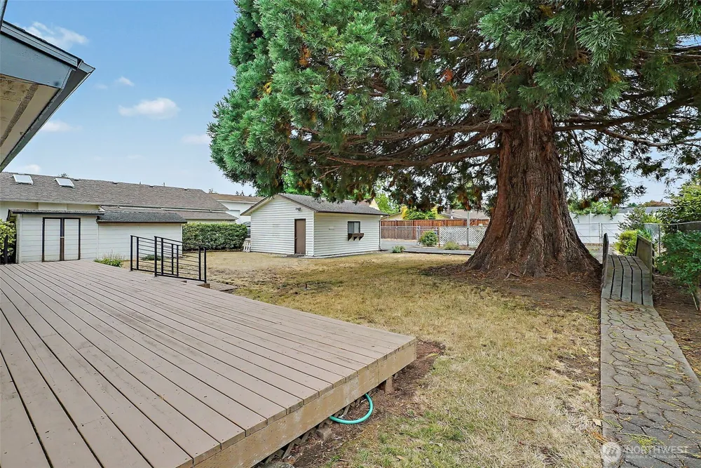 415 R STREET NE Auburn, WA 98002