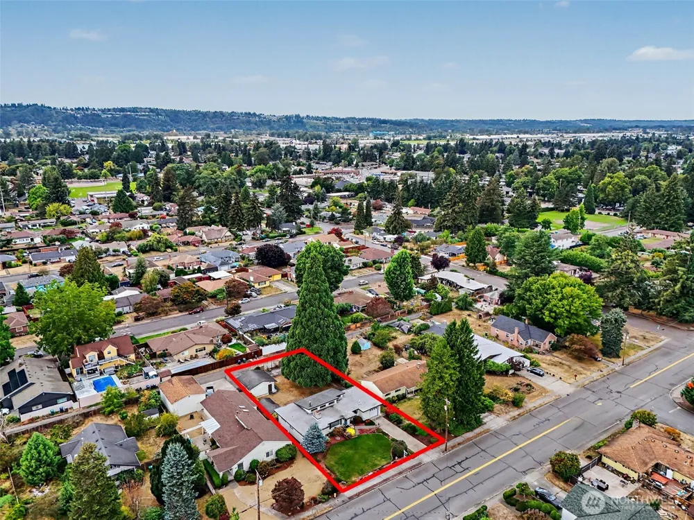 415 R STREET NE Auburn, WA 98002