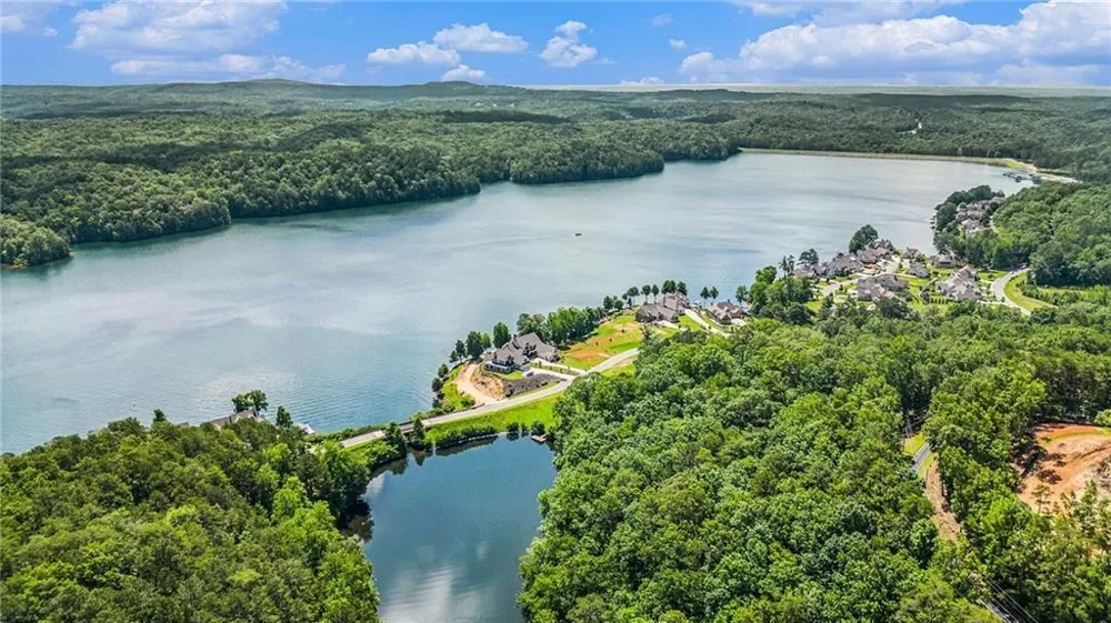 148 Hawks Trail Waleska, GA 30183