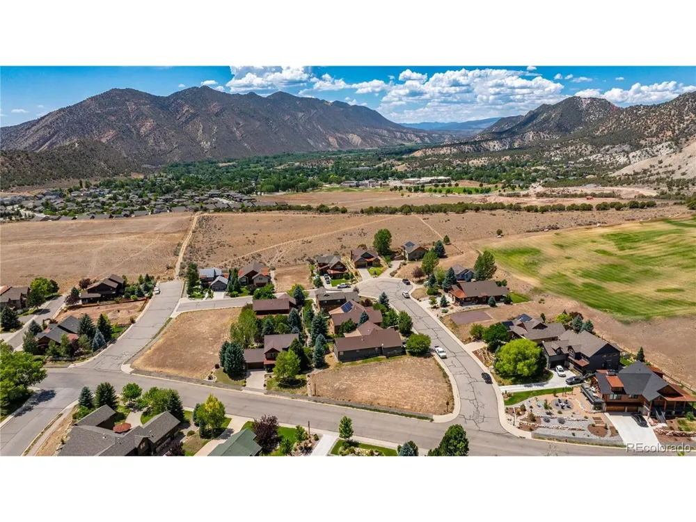 815 Clubhouse Drive New Castle, CO 81647