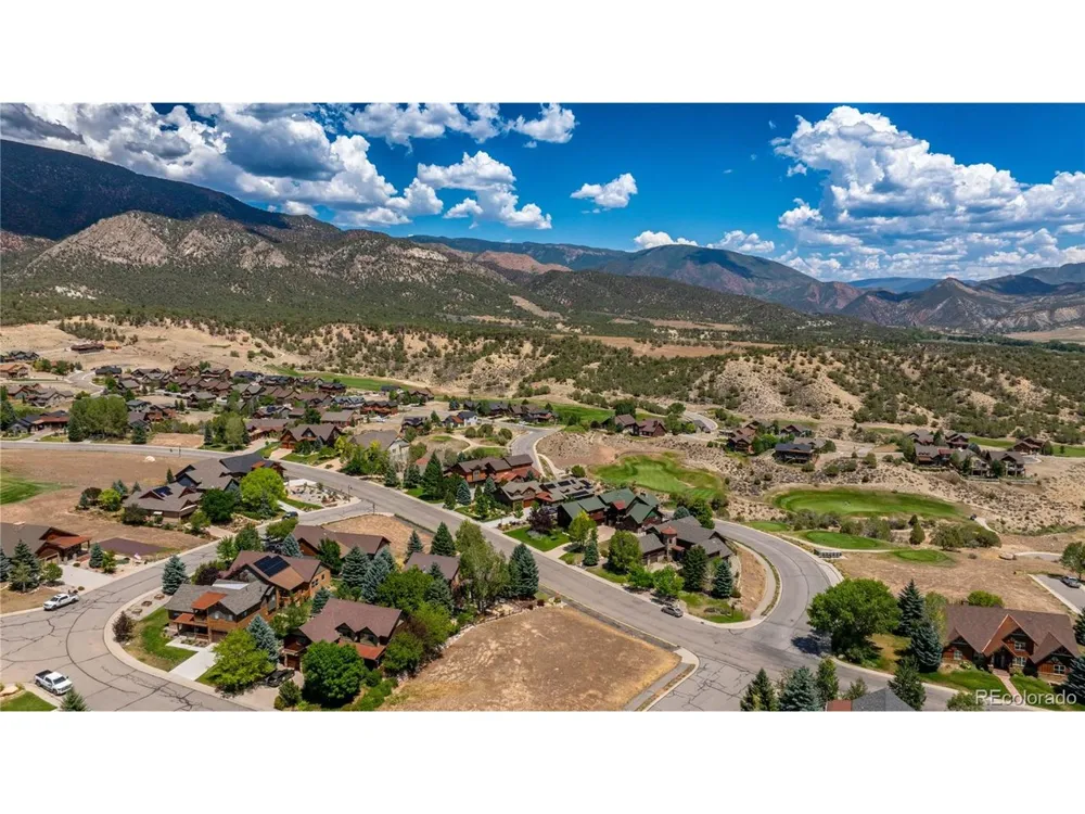 815 Clubhouse Drive New Castle, CO 81647