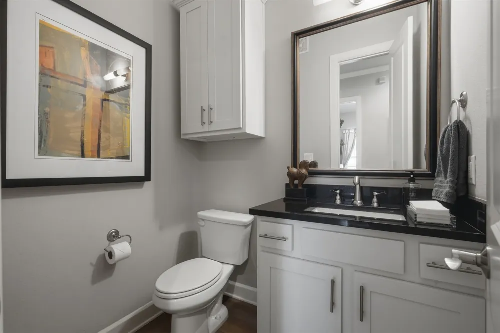 5005 Meridian Lane #2103 Addison, TX 75001