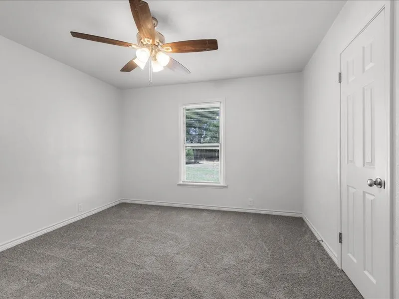 708 Race Street Crowley, TX 76036
