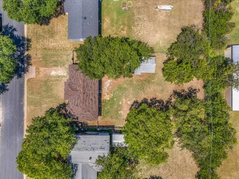 708 Race Street Crowley, TX 76036