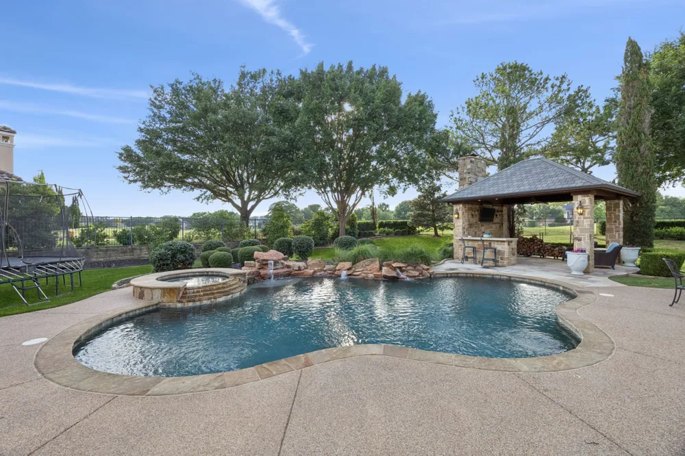 414 Bryn Meadows Southlake, TX 76092