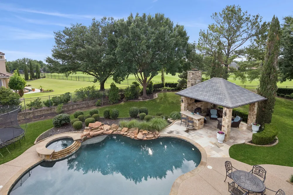 414 Bryn Meadows Southlake, TX 76092
