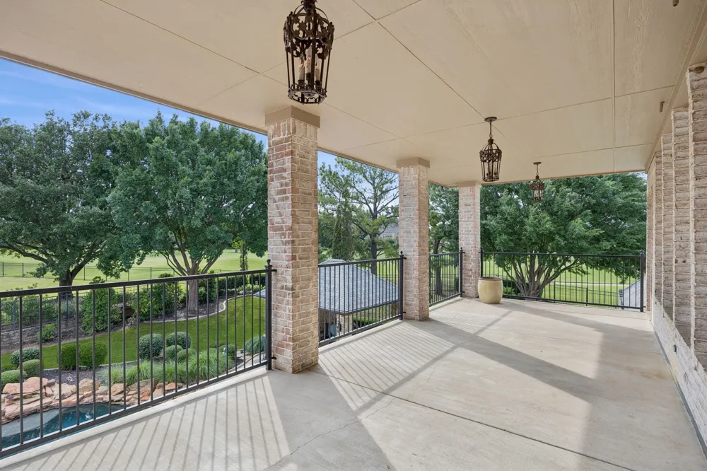 414 Bryn Meadows Southlake, TX 76092