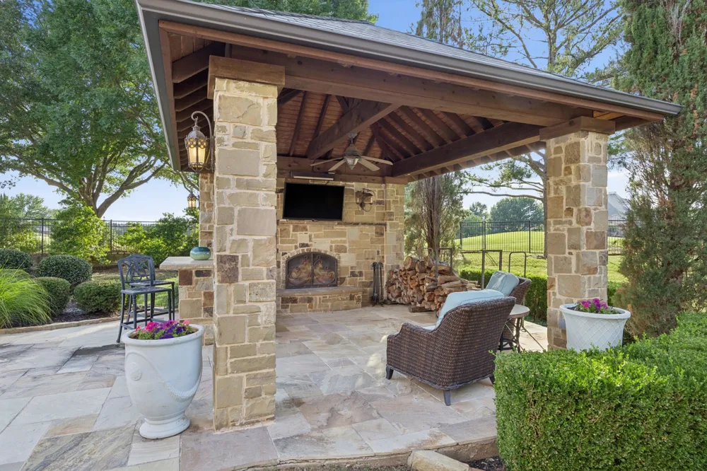 414 Bryn Meadows Southlake, TX 76092