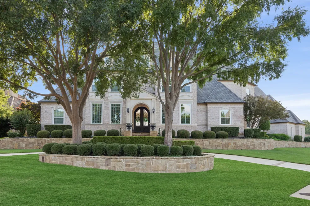 414 Bryn Meadows Southlake, TX 76092