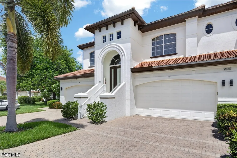 Los Lagos Court #101 Bonita Springs, FL 34135