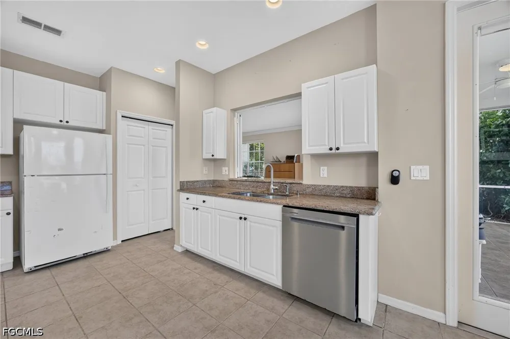 Los Lagos Court #101 Bonita Springs, FL 34135