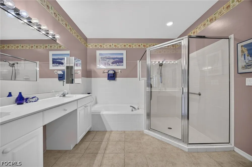Los Lagos Court #101 Bonita Springs, FL 34135