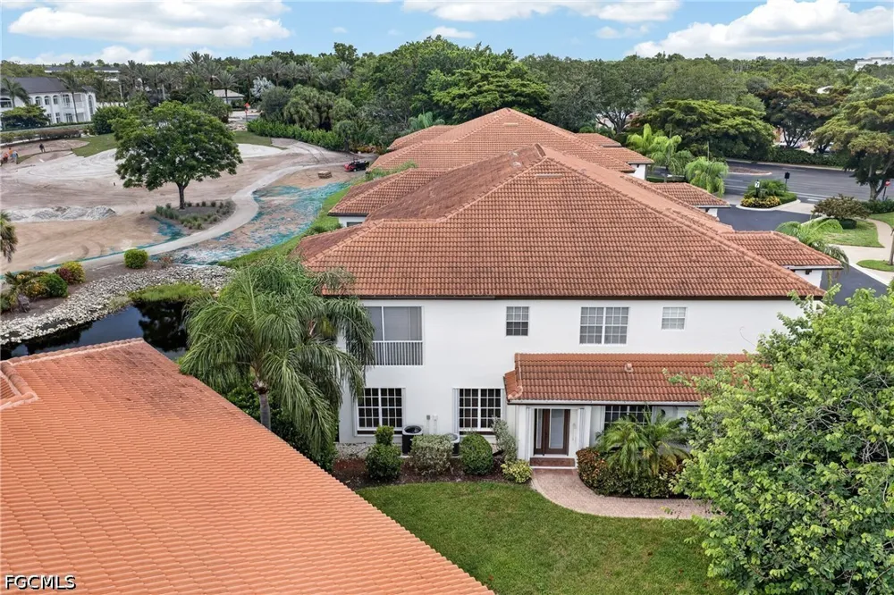 Los Lagos Court #101 Bonita Springs, FL 34135