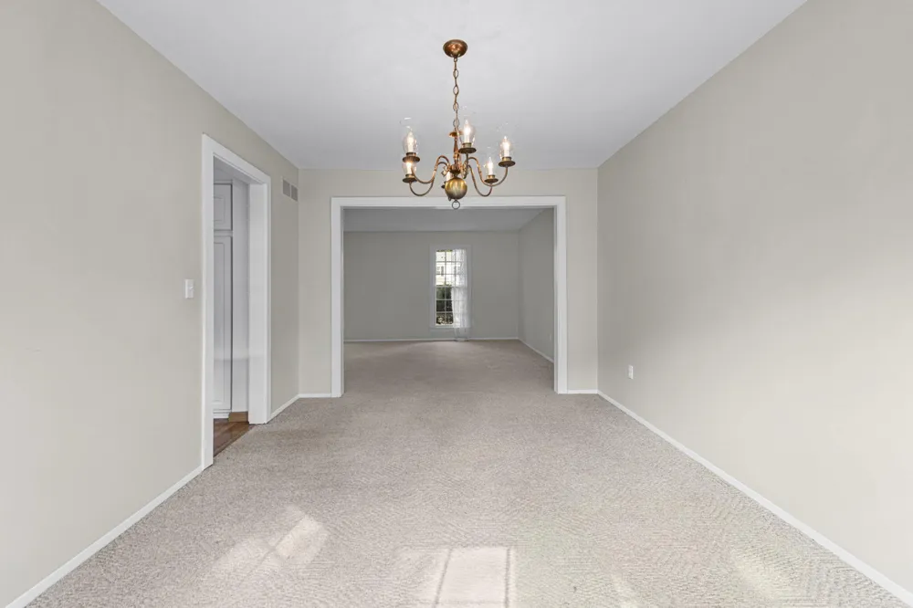 36233 Fredericksburg Road Farmington, MI 48331