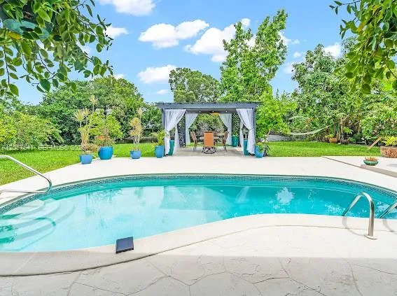 4151 19TH CT SW Naples, FL 34116