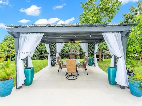 4151 19TH CT SW Naples, FL 34116