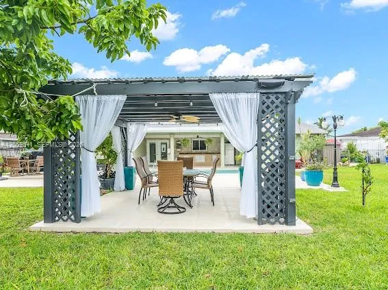 4151 19TH CT SW Naples, FL 34116
