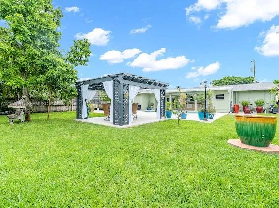 4151 19TH CT SW Naples, FL 34116