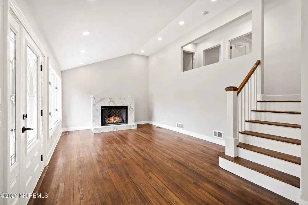 146 Bruce Road Middletown, NJ 07701