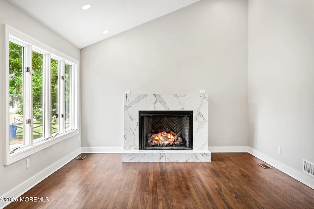 146 Bruce Road Middletown, NJ 07701