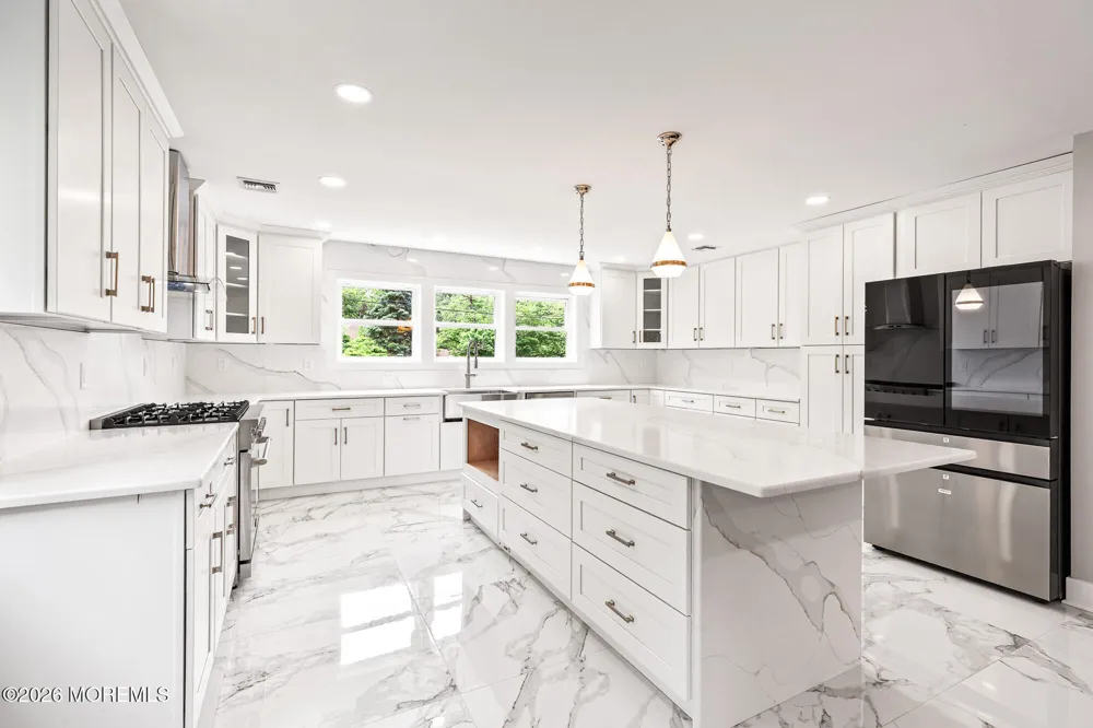 146 Bruce Road Middletown, NJ 07701